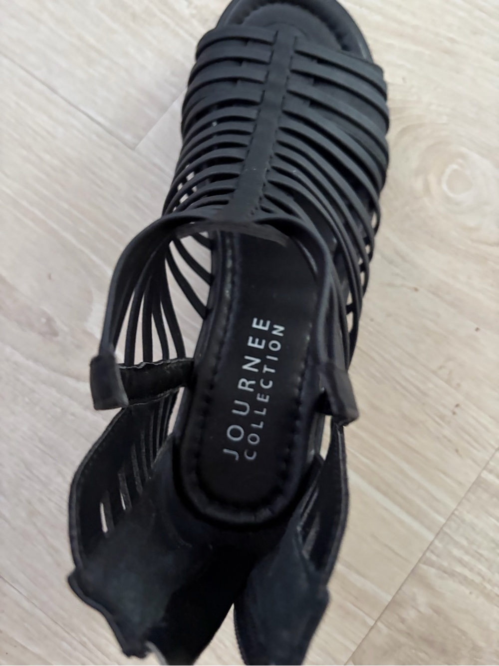 Journee Collection Black Strappy Cage Sandals - Picture 2 of 2